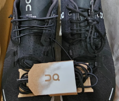 ON Men s Cloud 5 Sneakers size 12.5 Supply